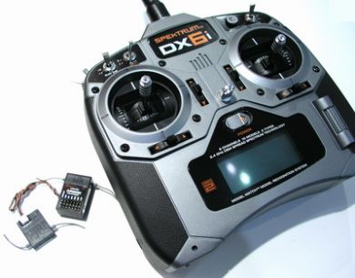 Spektrum DX6i - Full range DSM2 transmitter - For airplane and helicopter