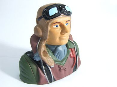 Model WW2 Pilot L72xW42xH86 1/6